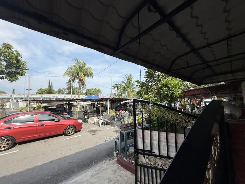 Rumah Teres 1.5-Tingkat untuk Dijual di Banting (Selangor) - Ken Yap - PropertyGuru.com.my