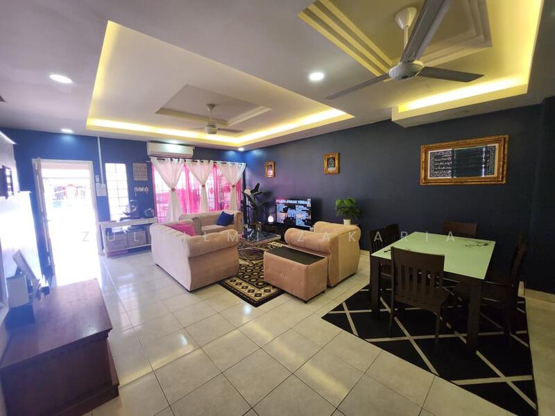 Taman Anggerik Perdana untuk Untuk Dijual - RM 540,000, Feb 2026 - Living Room - PropertyGuru.com.my