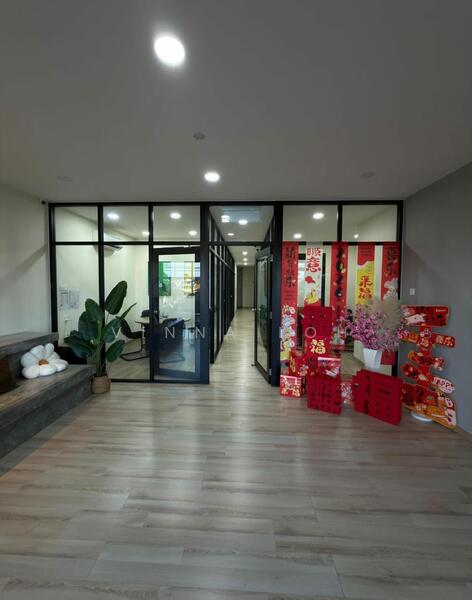 3-storey Terraced House for Rent in Johor Bahru (Johor) - Vinna Loh - Entrance - PropertyGuru.com.my