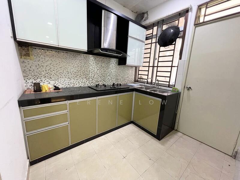 Cluster House for Sale in Johor Bahru (Johor) - Serene Low - Kitchen - PropertyGuru.com.my