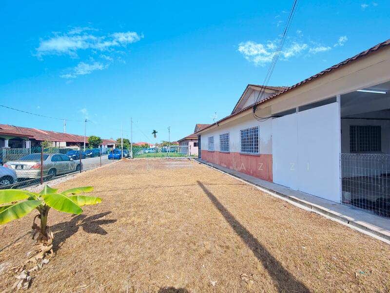 Terraced House for Sale in Perkampungan Indera Sempurna (Penor) - Mohammad Azizi - Exterior - PropertyGuru.com.my