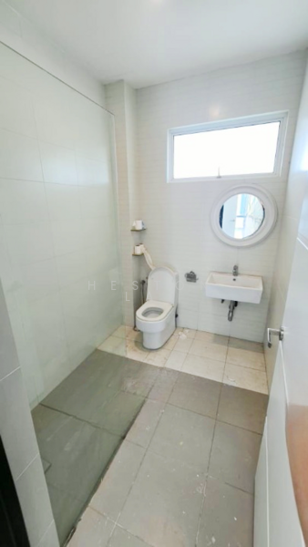 East Ledang East Ledang Easts Ledangs untuk Untuk Disewa - RM 12,000 /bulan, Feb 2026 - Bathroom - PropertyGuru.com.my