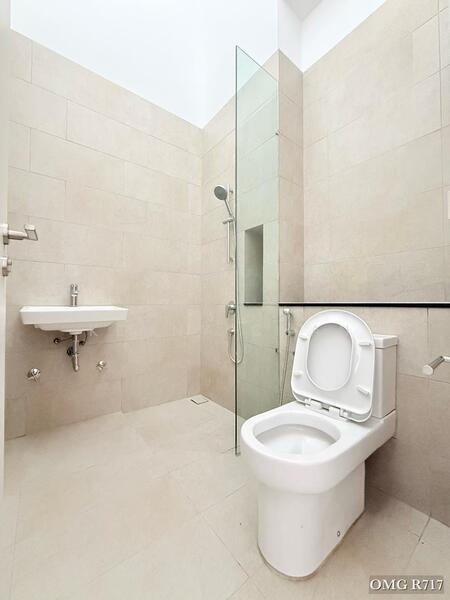 Semi-Detached House for Sale in Setia Alam (Selangor) - Kenny Chan - Bathroom - PropertyGuru.com.my