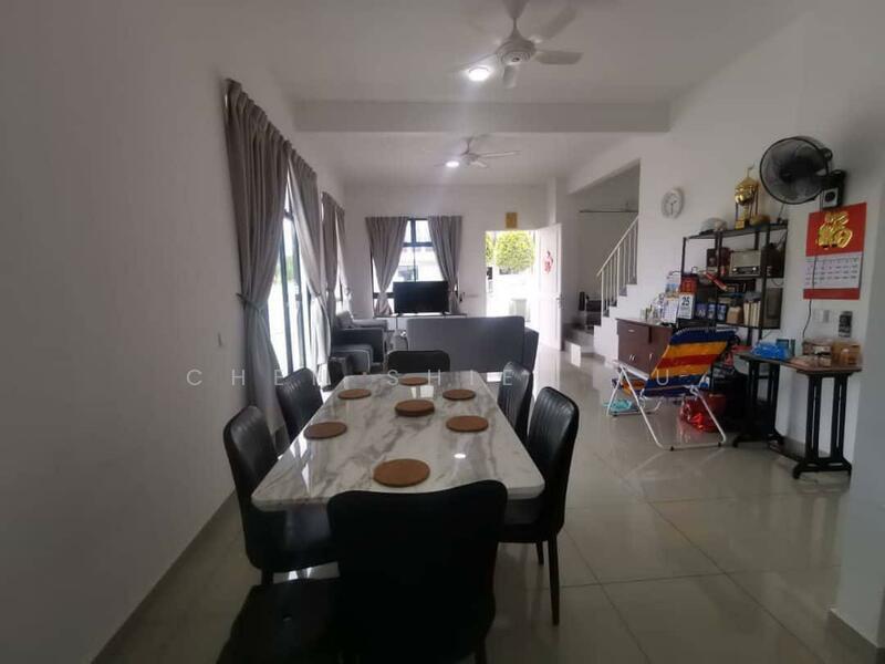 Terraced House for Sale in Kota Masai (Pasir Gudang) - Chen Shieh Yu - Living Room - PropertyGuru.com.my