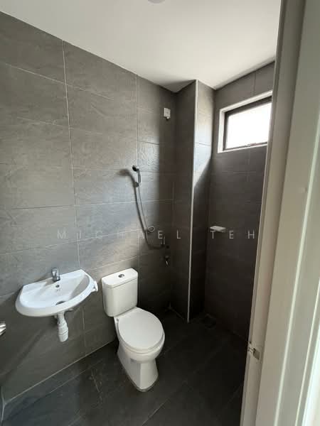 Taman Bestari Indah untuk Untuk Disewa - RM 2,000 /bulan, Apr 2026 - Bathroom - PropertyGuru.com.my