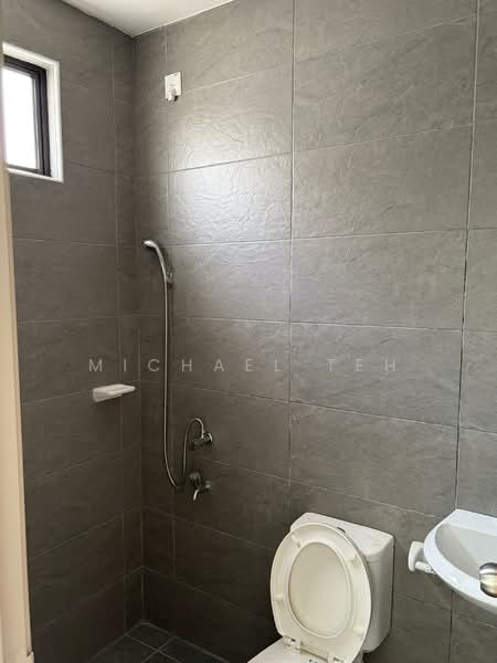 Taman Bestari Indah untuk Untuk Disewa - RM 2,000 /bulan, Apr 2026 - Bathroom - PropertyGuru.com.my