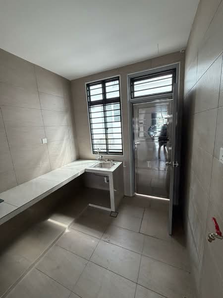 Taman Bestari Indah untuk Untuk Disewa - RM 2,000 /bulan, Apr 2026 - Interior - PropertyGuru.com.my