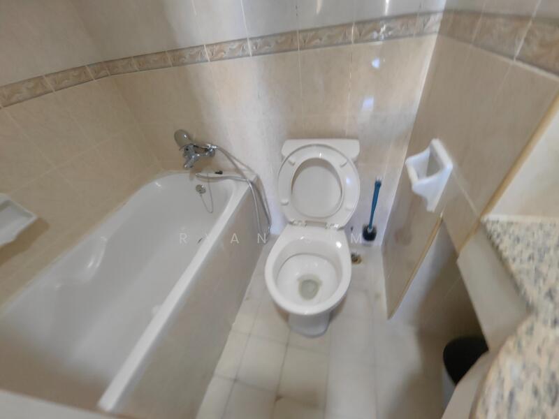 Condominium for Rent at Gold Coast Resort Condominium - Ryan Sim - Bathroom - PropertyGuru.com.my