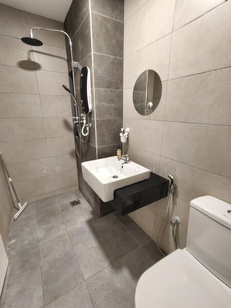 Service Residence for Rent at AraTre' Residences - ZE KEE CHIN - Bathroom - PropertyGuru.com.my