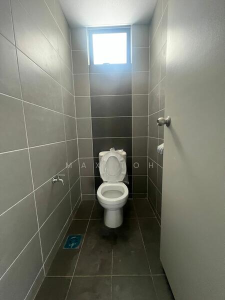 Terrace Factory for Rent in Kulai (Johor) - Max Toh - Bathroom - PropertyGuru.com.my