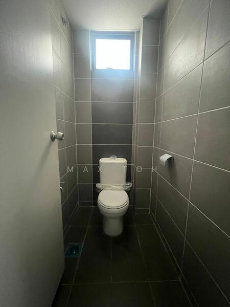 Terrace Factory for Rent in Kulai (Johor) - Max Toh - Bathroom - PropertyGuru.com.my