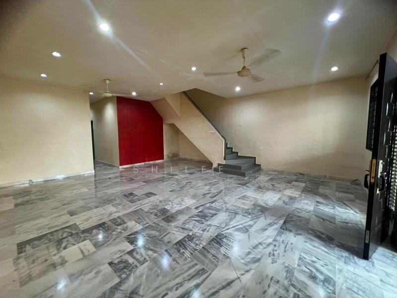 2-storey Terraced House for Sale in Taman Sri Pulai Perdana (Skudai) - Shilee . - Living Room - PropertyGuru.com.my