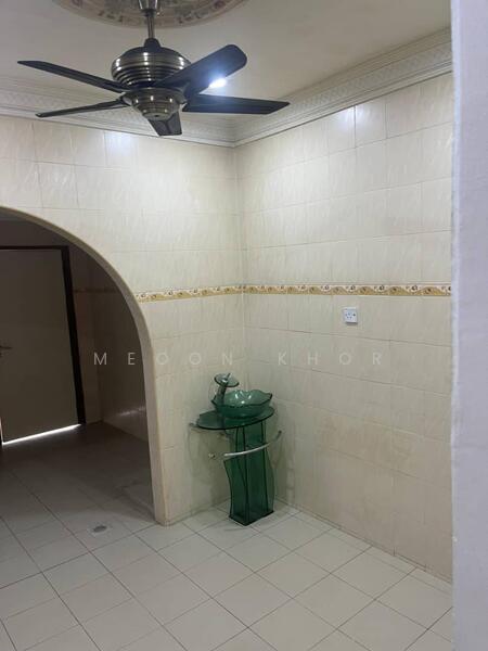Terraced House for Sale in Taman Pinggiran Usj (Subang Jaya) - Meoon Khor - Bathroom - PropertyGuru.com.my