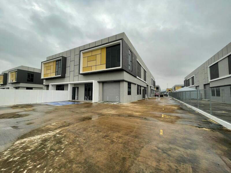 Shop for Rent in Eco Grandeur (Puncak Alam) - Dennis Tan - Exterior - PropertyGuru.com.my