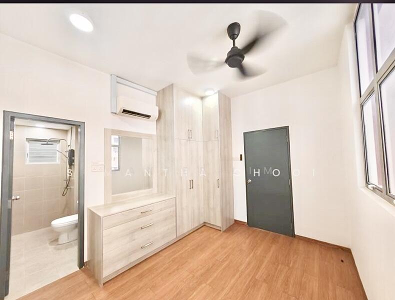 Lakefront Homes untuk Untuk Dijual - RM 353,000, Mac 2026 - Bedroom - PropertyGuru.com.my