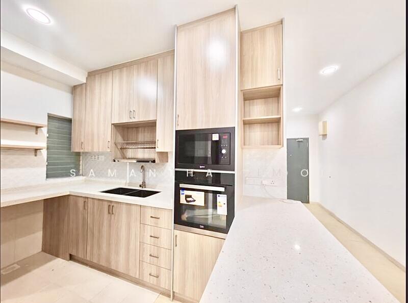 Lakefront Homes untuk Untuk Dijual - RM 353,000, Mac 2026 - Kitchen - PropertyGuru.com.my