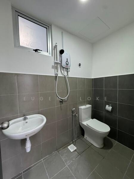 Apartment for Rent at Residensi Akasia Jubilee - Eugene Loke - Bathroom - PropertyGuru.com.my