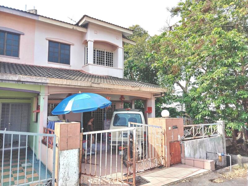 2-storey Terraced House for Sale in Taman Sungai Besi Indah (Seri Kembangan) - SHAMSIAH AJMAIN - Exterior - PropertyGuru.com.my