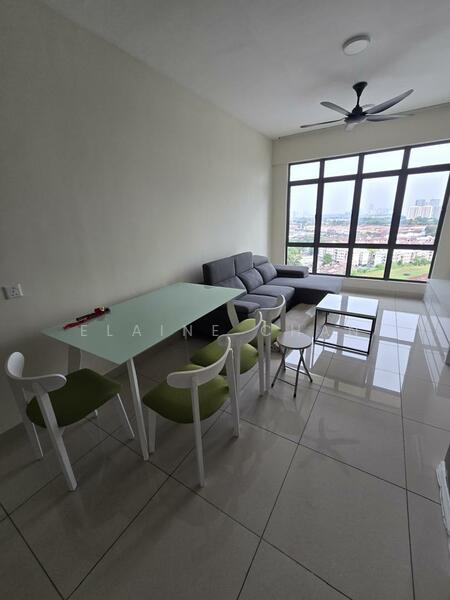 ARC @ Austin Hills untuk Untuk Disewa - RM 1,600 /bulan, Mac 2026 - Living Room - PropertyGuru.com.my