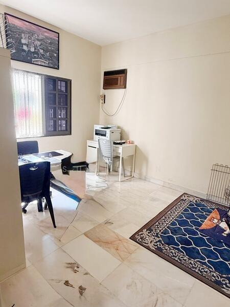 Semi-Detached House for Sale in Jalan Ipoh (Kuala Lumpur) - Suki Tan - Study - PropertyGuru.com.my