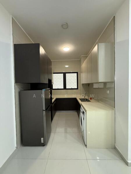 Condominium for Rent at Amberside @ Country Garden Danga Bay - Ann Khow - Kitchen - PropertyGuru.com.my
