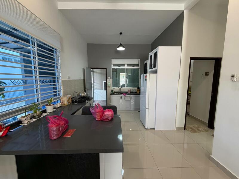 Amber Hills II @ Bandar Baru Kangkar Pulai untuk Untuk Disewa - RM 2,800 /bulan, Feb 2026 - Kitchen - PropertyGuru.com.my