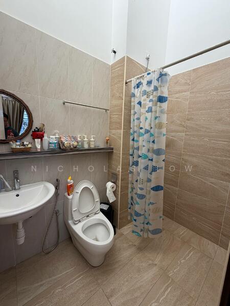 Amber Hills II @ Bandar Baru Kangkar Pulai untuk Untuk Disewa - RM 2,800 /bulan, Feb 2026 - Bathroom - PropertyGuru.com.my