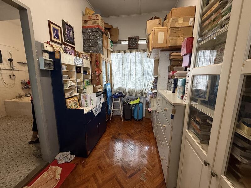 Semi-Detached House for Sale in Jalan Klang Lama (Old Klang Road) (Kuala Lumpur) - Mun Mun - Family Hall - PropertyGuru.com.my