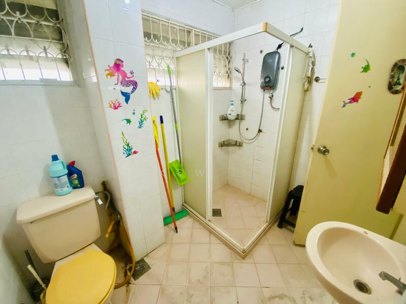 Taman Desa untuk Untuk Dijual - RM 1,200,000, Feb 2026 - Bathroom - PropertyGuru.com.my