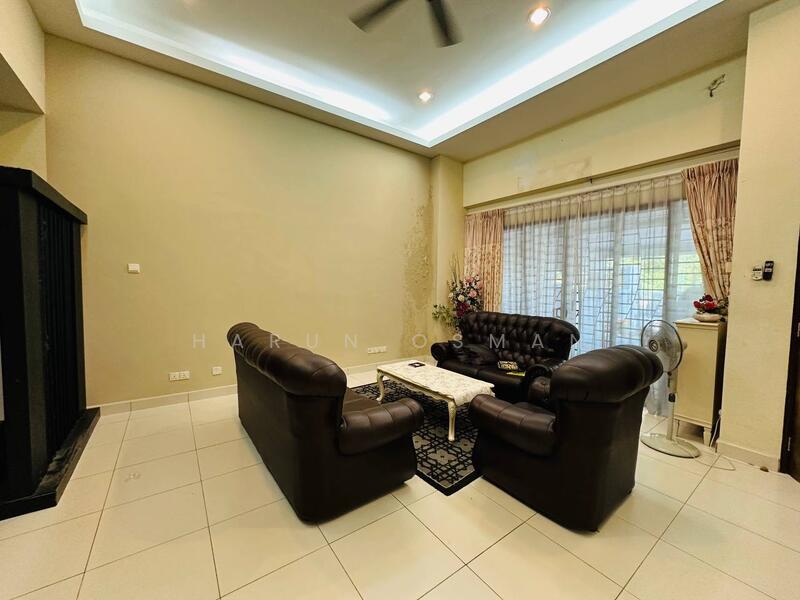 3-storey Terraced House for Sale in Sepang (Selangor) - Harun Osman - PropertyGuru.com.my