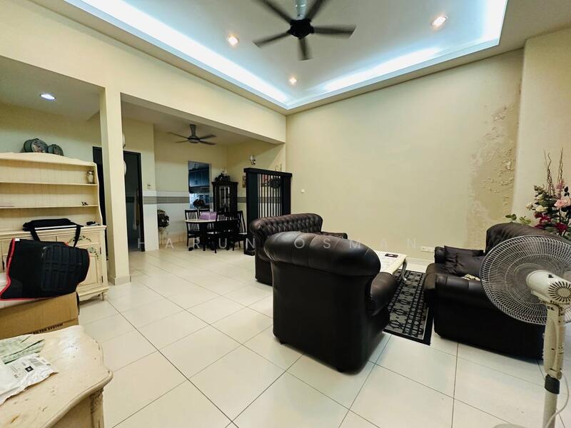 3-storey Terraced House for Sale in Sepang (Selangor) - Harun Osman - PropertyGuru.com.my