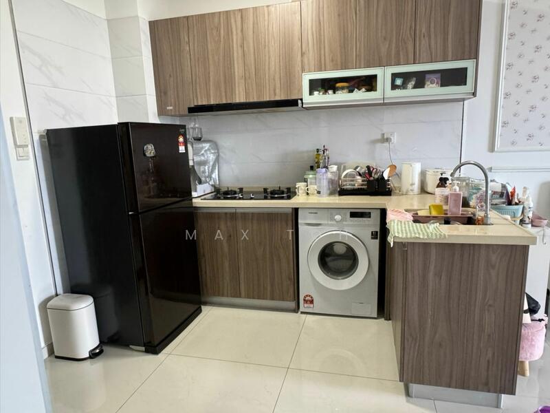 Service Residence for Sale at Country Garden Central Park - Max Toh - Kitchen - PropertyGuru.com.my