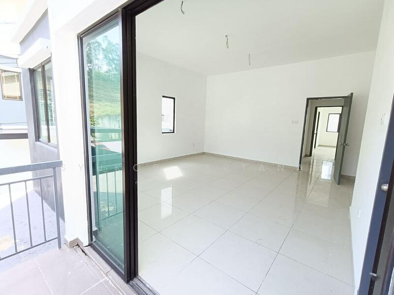 SEMI D House Scientex, Kota Emerald, Anggun Rawang untuk Untuk Dijual - RM 790,000, Feb 2026 - Living Room - PropertyGuru.com.my