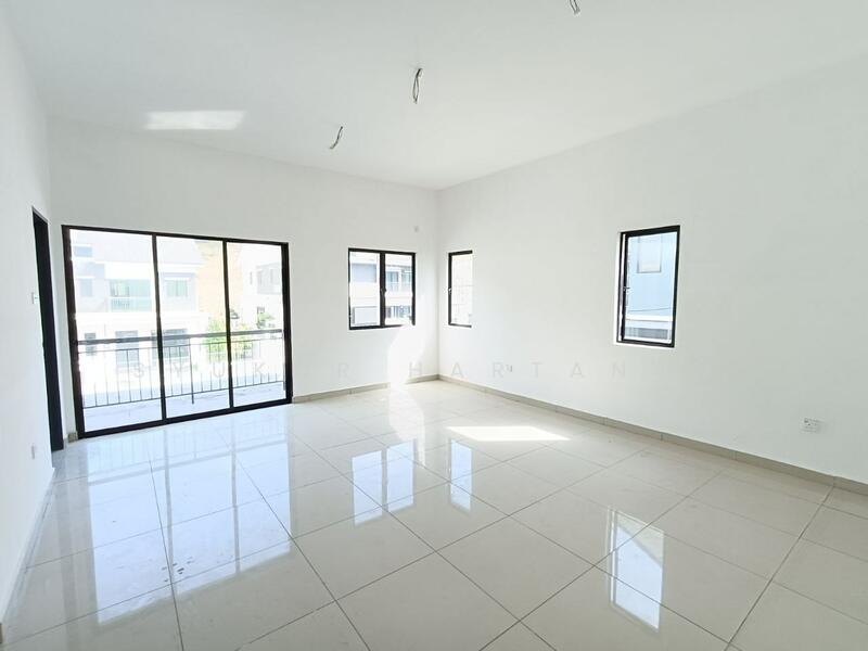 SEMI D House Scientex, Kota Emerald, Anggun Rawang untuk Untuk Dijual - RM 790,000, Feb 2026 - Living Room - PropertyGuru.com.my