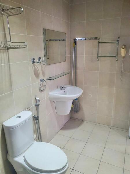 Pangsapuri Tanah Emas (Golden Sands) untuk Untuk Dijual - RM 850,000, Feb 2026 - Bathroom - PropertyGuru.com.my