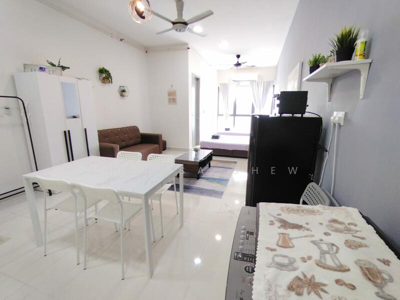 Core Soho Suite untuk Untuk Dijual - RM 260,000, Feb 2026 - Living Room - PropertyGuru.com.my