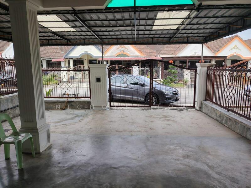 Taman Rinting Jalan Balau untuk Untuk Disewa - RM 1,500 /bulan, Feb 2026 - Exterior - PropertyGuru.com.my