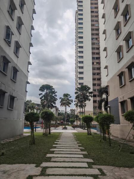 Aman Heights Condominium untuk Untuk Disewa - RM 1,300 /bulan, Feb 2026 - Exterior - PropertyGuru.com.my