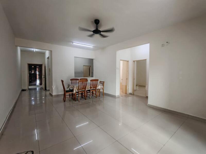 Aman Heights Condominium untuk Untuk Disewa - RM 1,300 /bulan, Feb 2026 - Dining Room - PropertyGuru.com.my