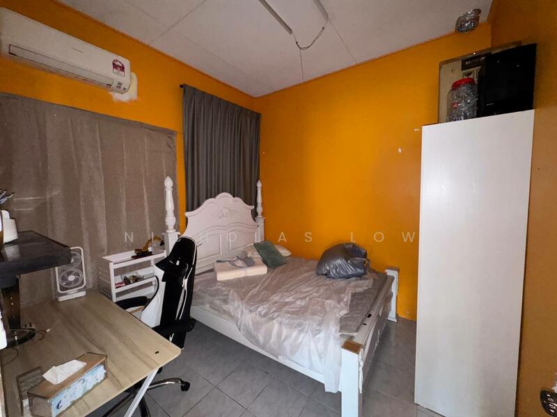 Terraced House for Rent in Johor Bahru (Johor) - Nicholas Low - Bedroom - PropertyGuru.com.my