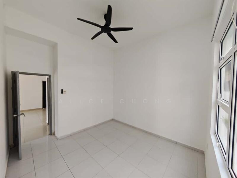 Taman Senawang Perdana untuk Untuk Dijual - RM 900,000, Feb 2026 - Interior - PropertyGuru.com.my