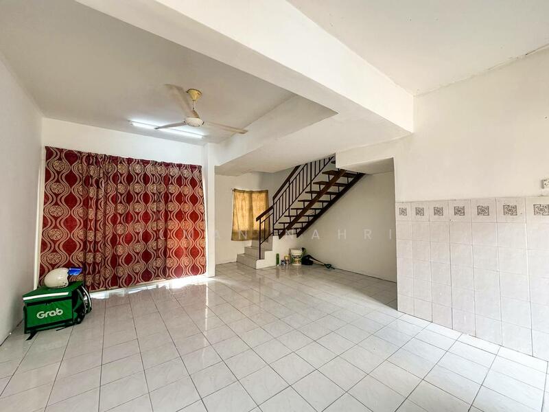 2-storey Terraced House for Sale in Taman Sri Haneco (Semenyih) - Ilman Nahri - Interior - PropertyGuru.com.my