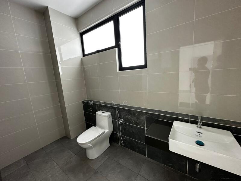 2-storey Terraced House for Sale in Iskandar Puteri (Nusajaya) (Johor) - Meng . - Bathroom - PropertyGuru.com.my