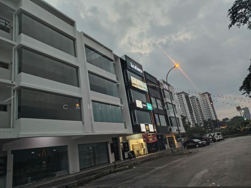 D'alpinia Puchong corner Shoplot untuk Untuk Disewa - RM 12,500 /bulan, Feb 2026 - Exterior - PropertyGuru.com.my