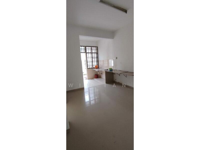 2-storey Terraced House for Sale in Taman Sri Pulai Perdana (Johor Bahru) - Win Tan - Kitchen - PropertyGuru.com.my