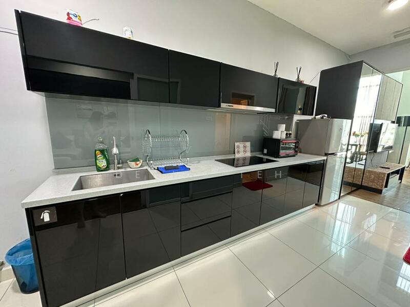 Maritime Suite untuk Untuk Dijual - RM 790,000, Feb 2026 - Kitchen - PropertyGuru.com.my