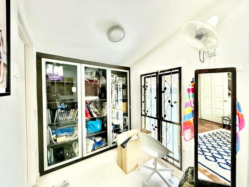 Semi-Detached House for Sale in Subang Bestari (Shah Alam) - Deeya Yusof - PropertyGuru.com.my