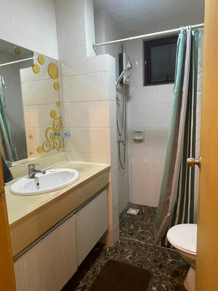 Condominium for Sale at Savanna Condominium - Cindy Lai - Bathroom - PropertyGuru.com.my