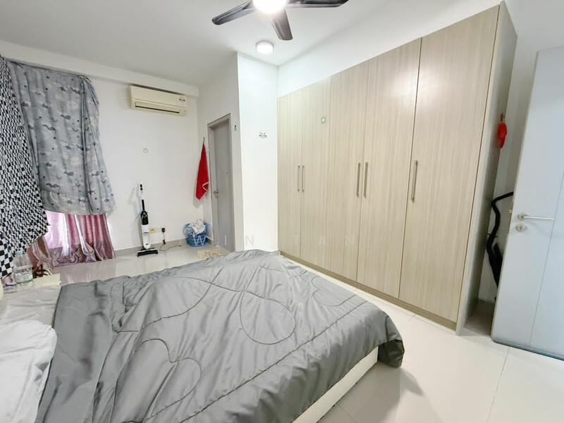 Service Residence for Rent at Residences @ 1 Tebrau - Win Tan - Bedroom - PropertyGuru.com.my