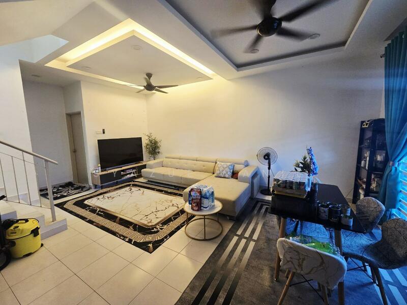 2-storey Terraced House for Sale in Hill Park (Semenyih) - Syazue Wanie - Living Room - PropertyGuru.com.my